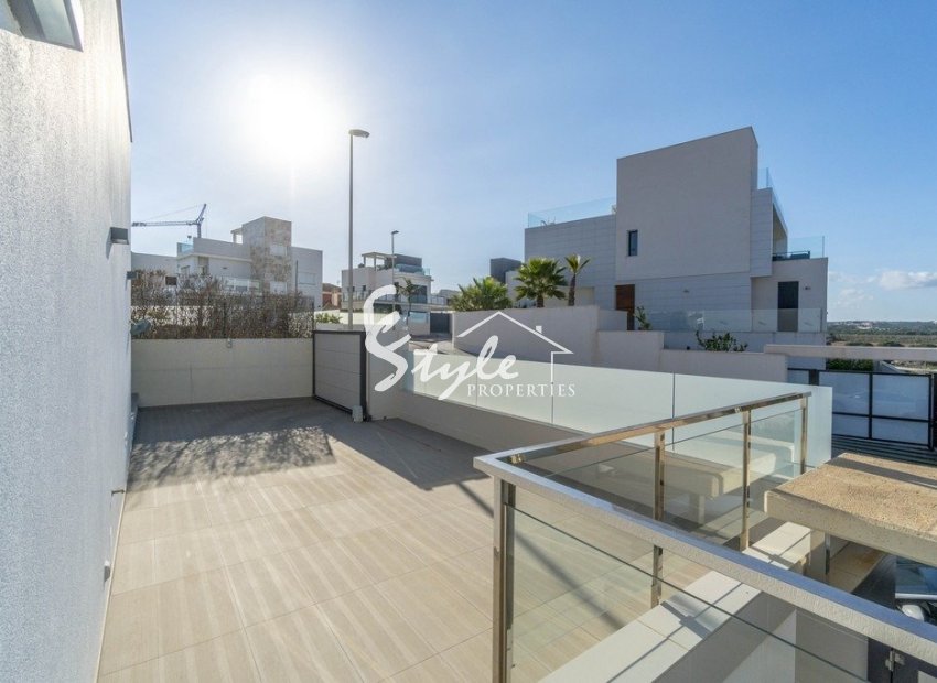 Resale - Villa - Orihuela Costa  - Agua Marina