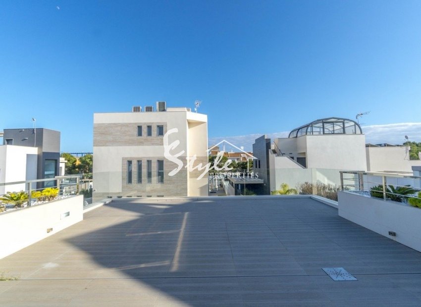 Resale - Villa - Orihuela Costa  - Agua Marina