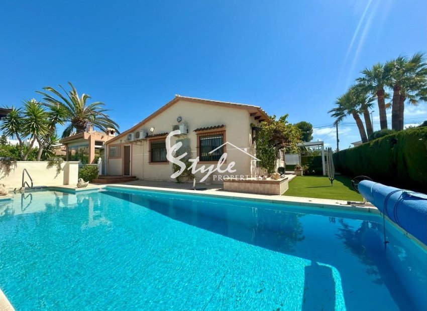 Resale - Villa - Orihuela-Costa - Agua Marina