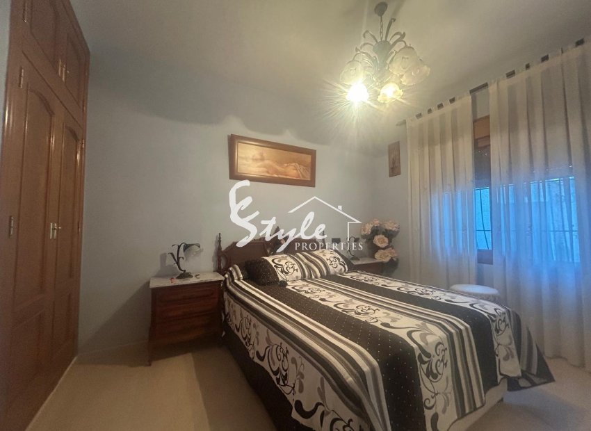 Resale - Villa - Orihuela Costa  - Altos de Campoamor