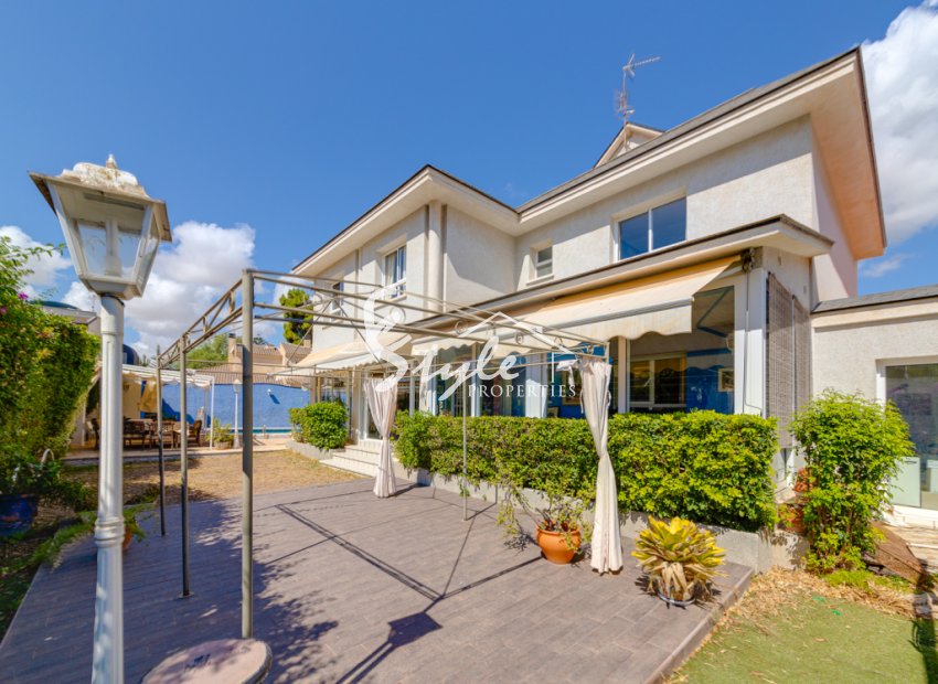 Resale - Villa - Orihuela Costa  - ARCIPRESTE DE HITA-CMOR