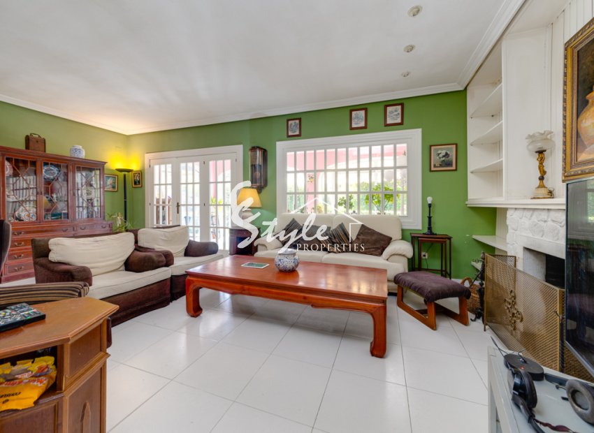 Resale - Villa - Orihuela Costa  - ARCIPRESTE DE HITA-CMOR