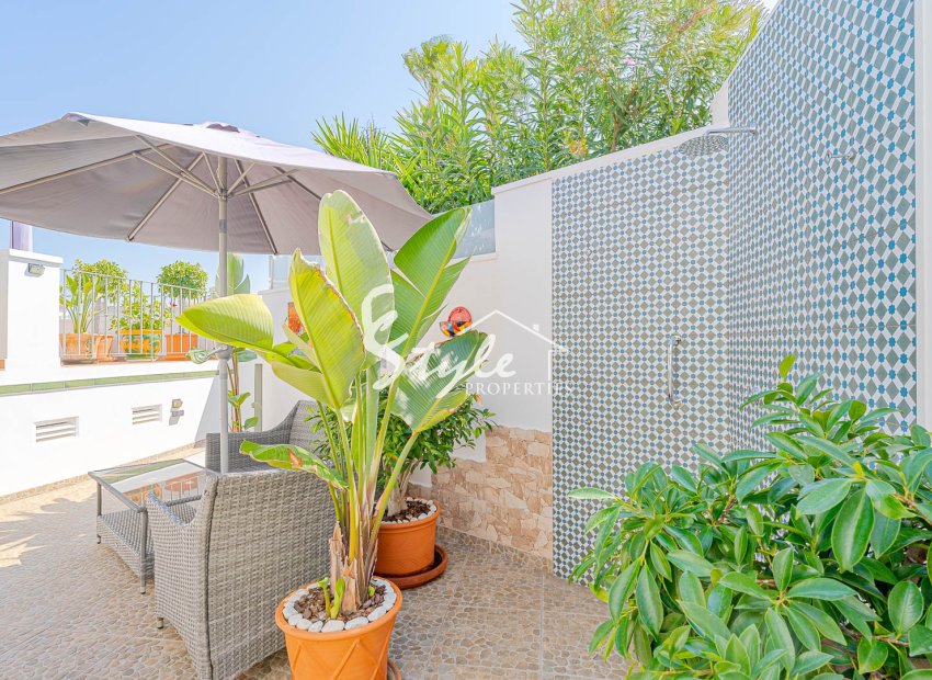 Resale - Villa - Orihuela-Costa - Blue Lagoon