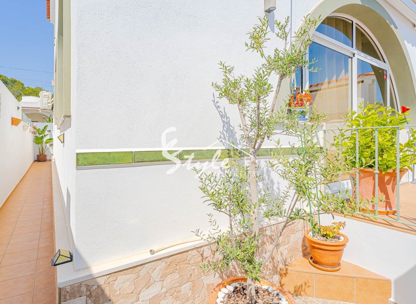 Resale - Villa - Orihuela-Costa - Blue Lagoon