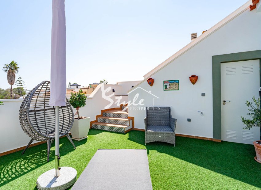 Resale - Villa - Orihuela-Costa - Blue Lagoon