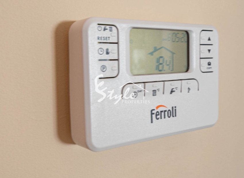 Resale - Villa - Orihuela-Costa - Blue Lagoon