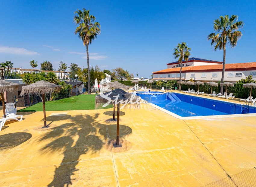 Resale - Villa - Orihuela-Costa - Blue Lagoon