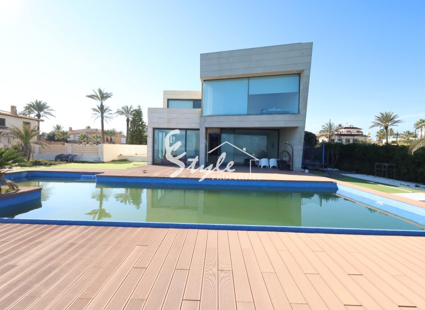 Resale - Villa - Orihuela-Costa - Cabo Roig