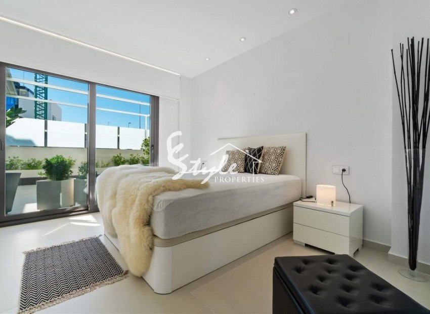 Resale - Villa - Orihuela Costa  - Campoamor