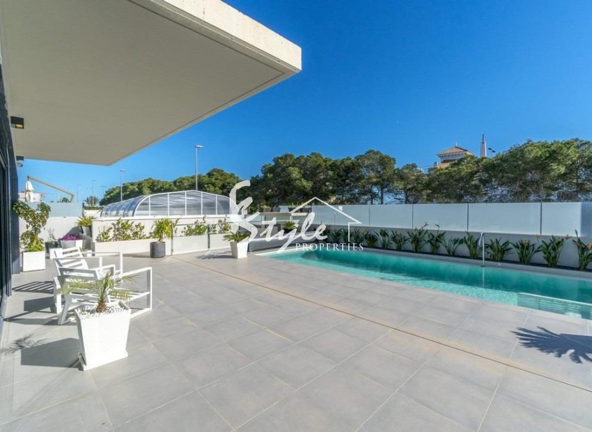 Resale - Villa - Orihuela Costa  - Campoamor