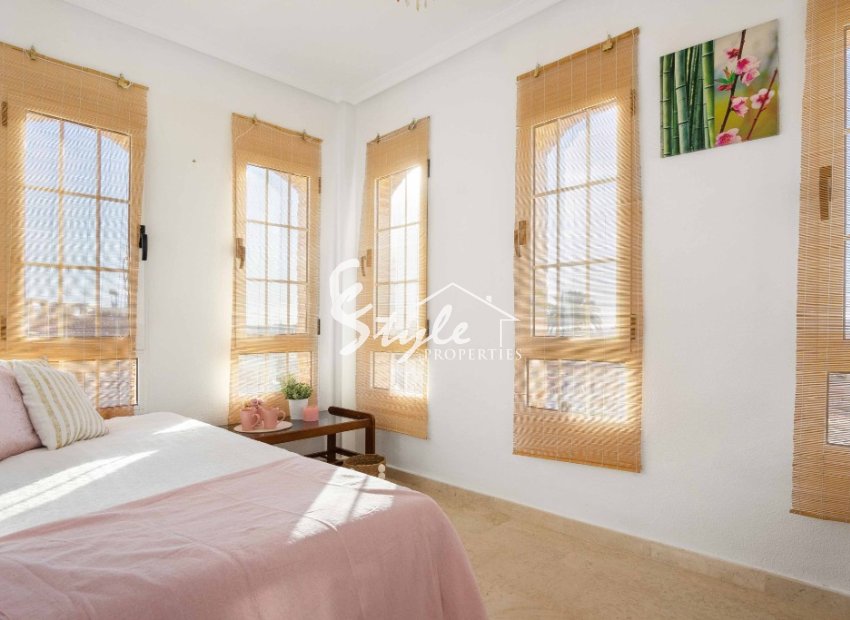 Resale - Villa - Orihuela-Costa - La Florida