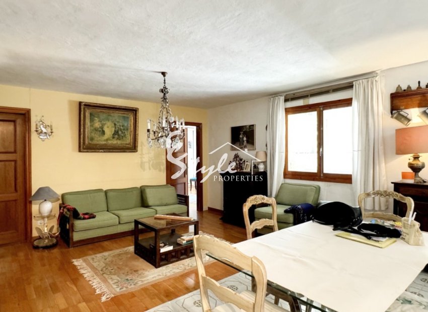 Resale - Villa - Orihuela Costa  - La Zenia