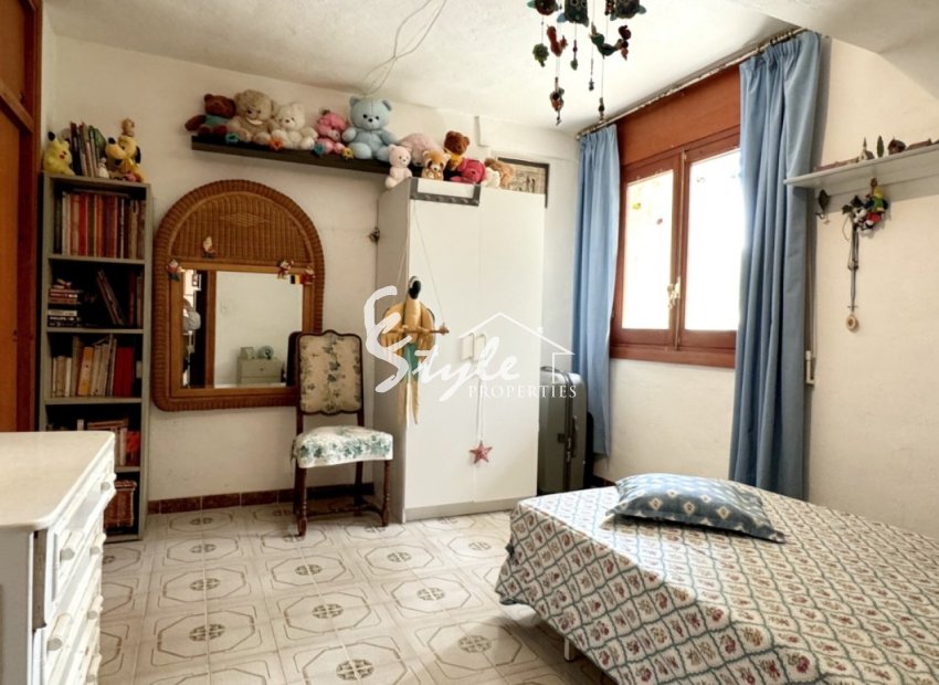 Resale - Villa - Orihuela Costa  - La Zenia