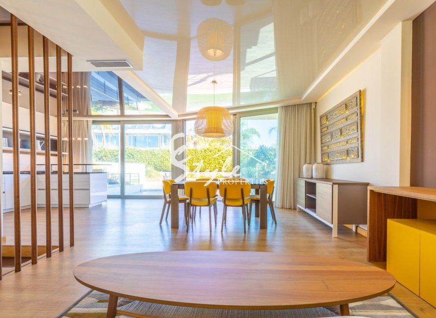 Resale - Villa - Orihuela Costa  - La Zenia