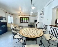 Resale - Villa - Orihuela Costa  - La Zenia