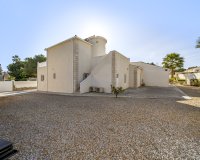 Resale - Villa - Orihuela-Costa - La Zenia