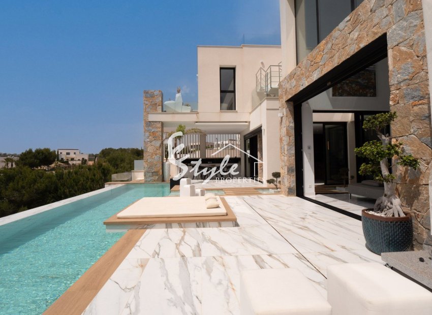 Resale - Villa - Orihuela Costa  - Las Colinas Golf