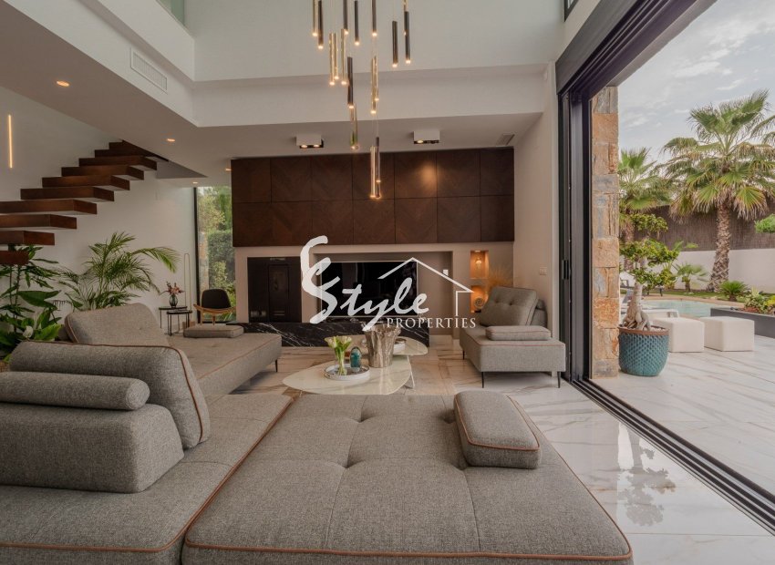 Resale - Villa - Orihuela Costa  - Las Colinas Golf