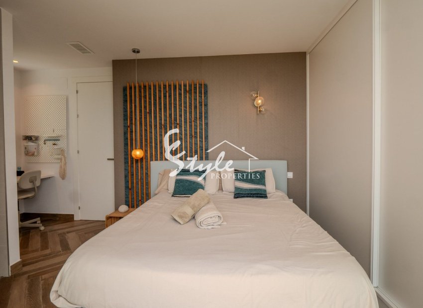 Resale - Villa - Orihuela Costa  - Las Colinas Golf