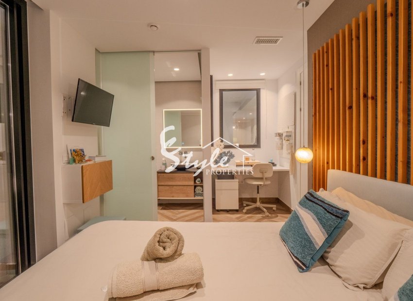 Resale - Villa - Orihuela Costa  - Las Colinas Golf