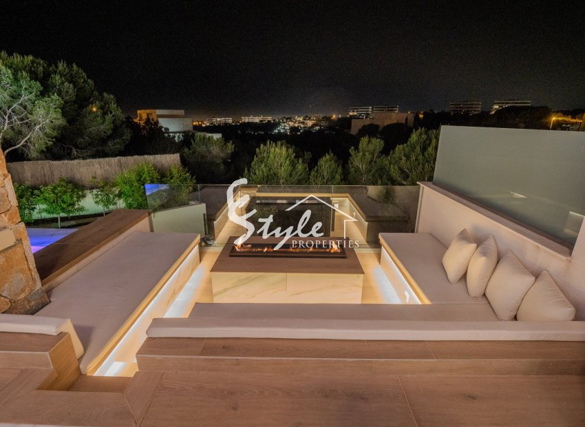 Resale - Villa - Orihuela Costa  - Las Colinas Golf