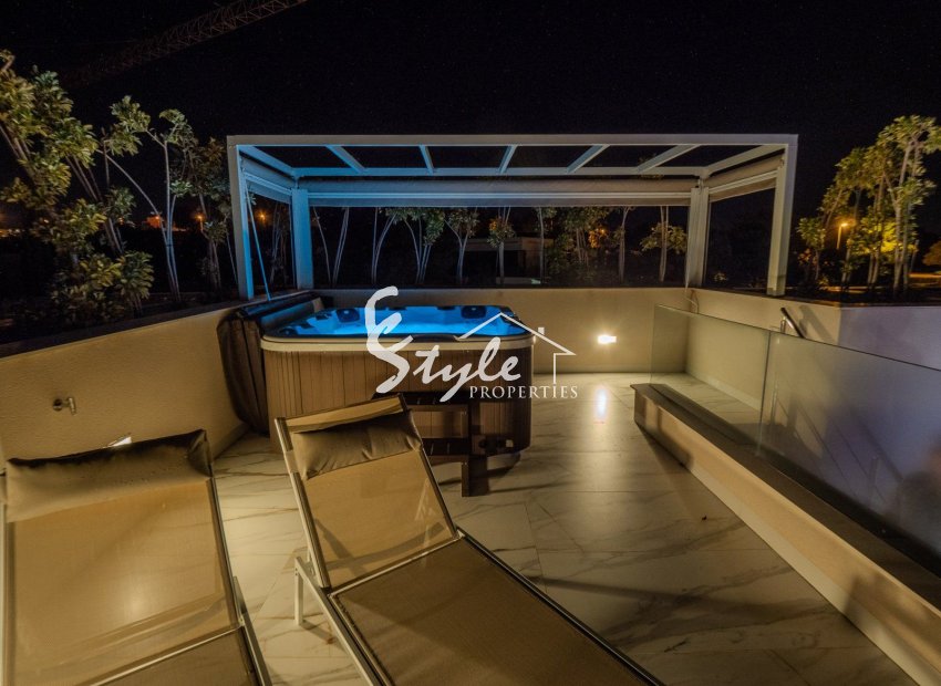 Resale - Villa - Orihuela Costa  - Las Colinas Golf