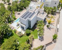 Resale - Villa - Orihuela Costa  - Las Colinas Golf