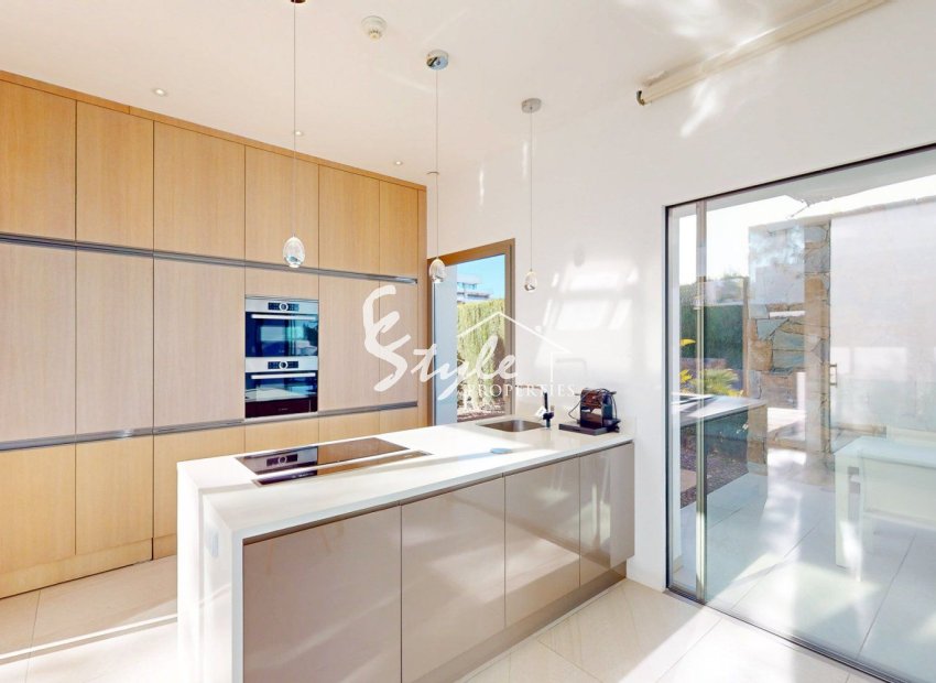 Resale - Villa - Orihuela Costa  - Las Colinas Golf