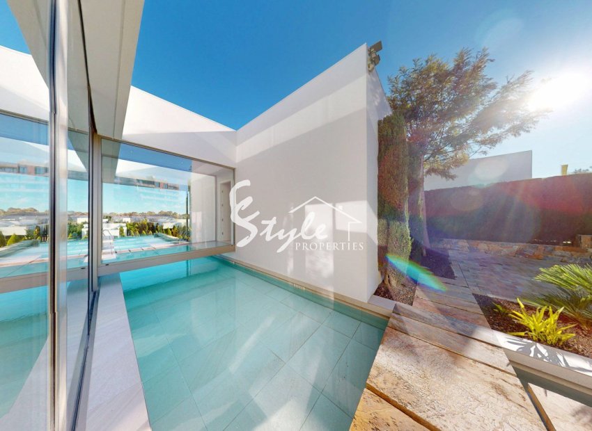 Resale - Villa - Orihuela Costa  - Las Colinas Golf