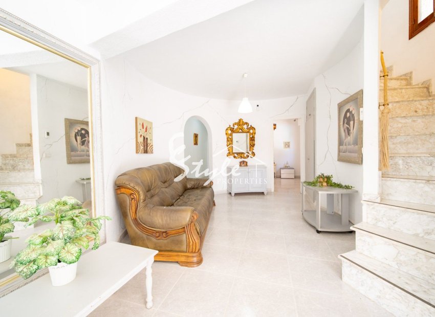 Resale - Villa - Orihuela Costa  - Las Filipinas