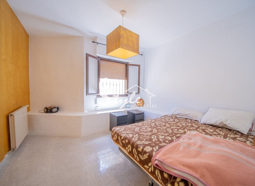 Resale - Villa - Orihuela Costa  - Las Filipinas