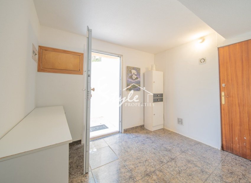 Resale - Villa - Orihuela Costa  - Las Filipinas