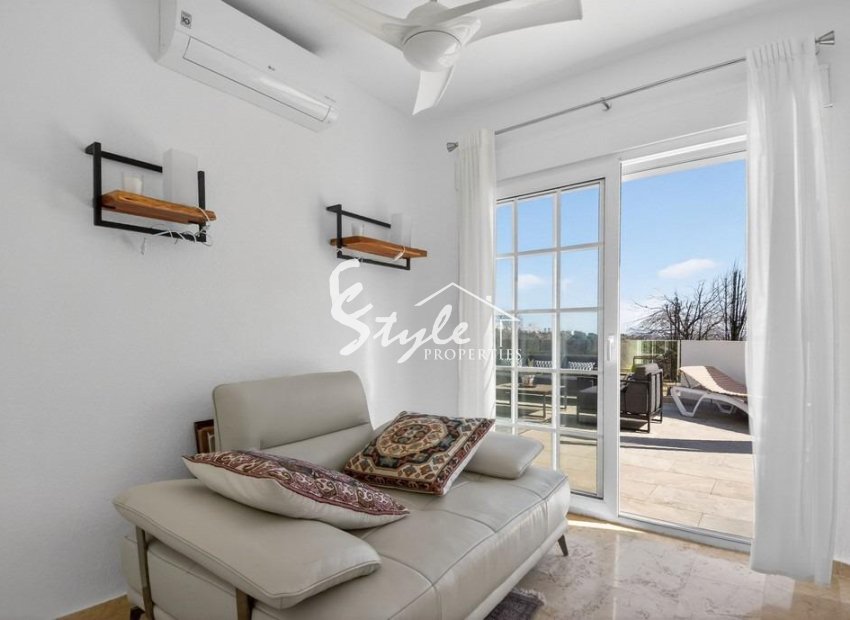 Resale - Villa - Orihuela-Costa - Las Ramblas