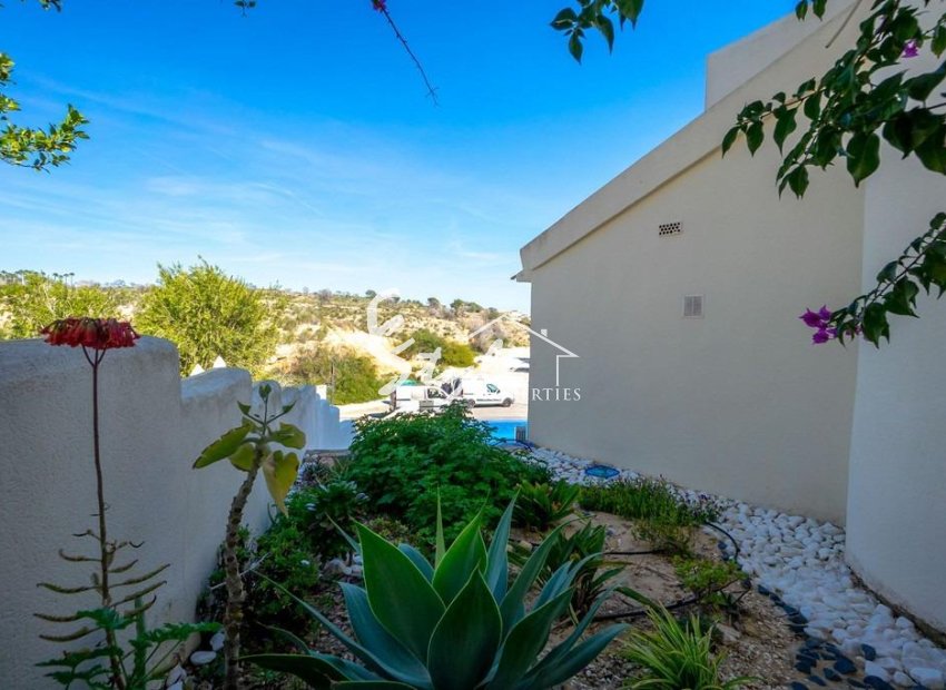 Resale - Villa - Orihuela-Costa - Las Ramblas