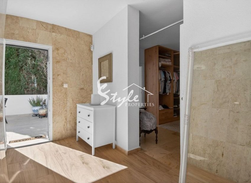 Resale - Villa - Orihuela-Costa - Las Ramblas