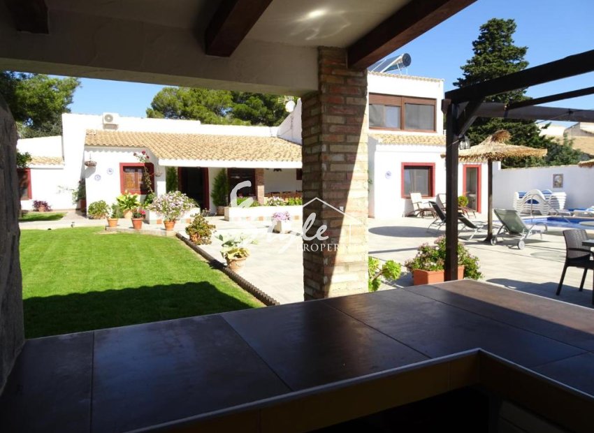 Resale - Villa - Orihuela Costa  - Lomas de Cabo Roig