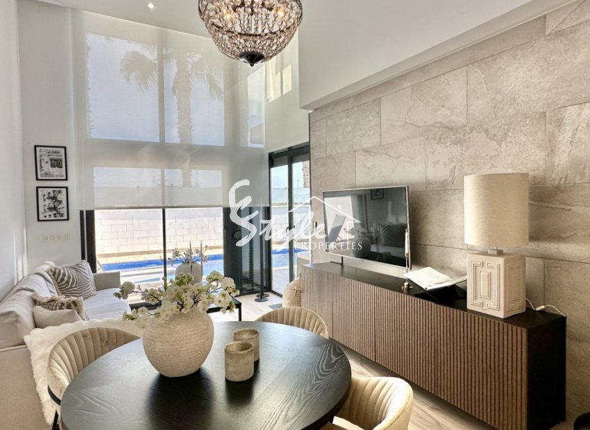 Resale - Villa - Orihuela Costa  - Lomas de Cabo Roig