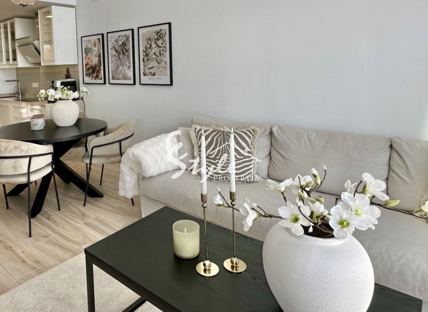 Resale - Villa - Orihuela Costa  - Lomas de Cabo Roig