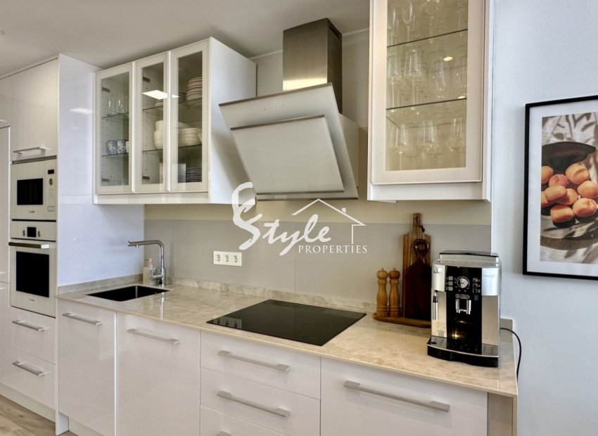 Resale - Villa - Orihuela Costa  - Lomas de Cabo Roig