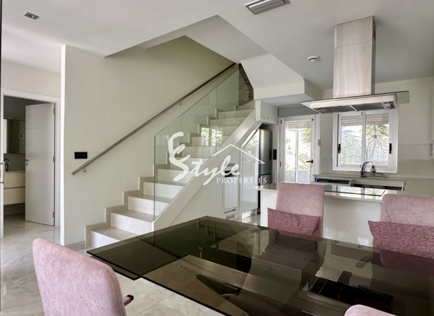 Resale - Villa - Orihuela Costa  - Lomas de Cabo Roig