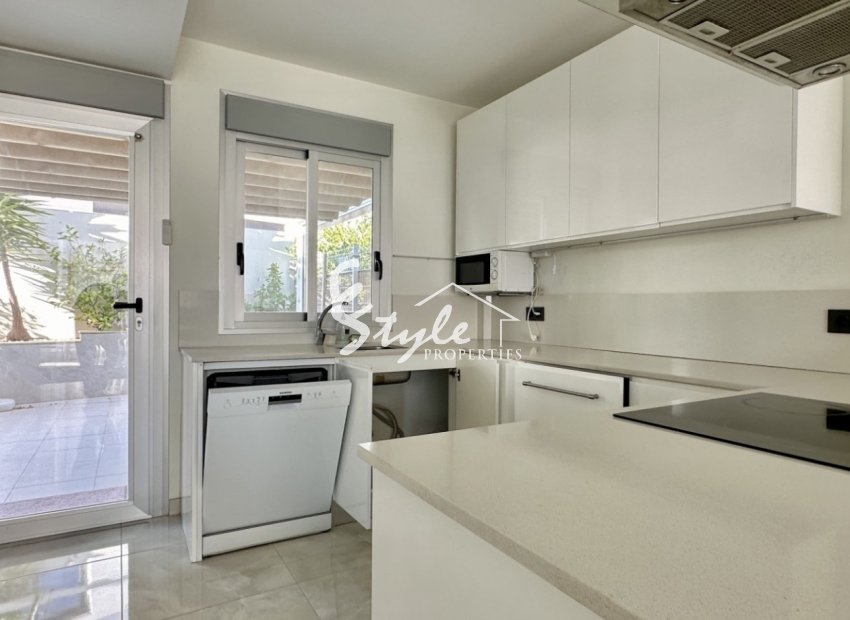 Resale - Villa - Orihuela Costa  - Lomas de Cabo Roig