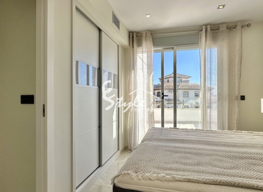 Resale - Villa - Orihuela Costa  - Lomas de Cabo Roig