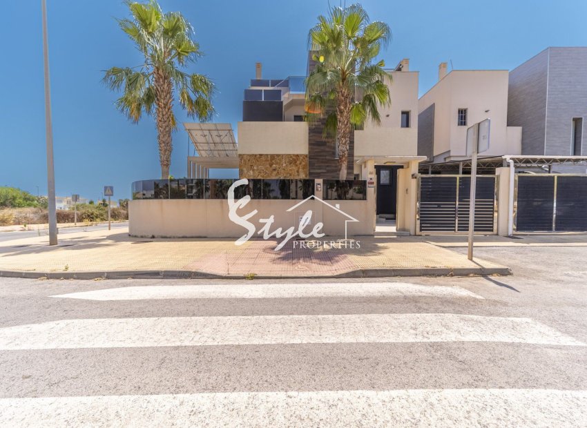 Resale - Villa - Orihuela Costa  - Lomas de Cabo Roig