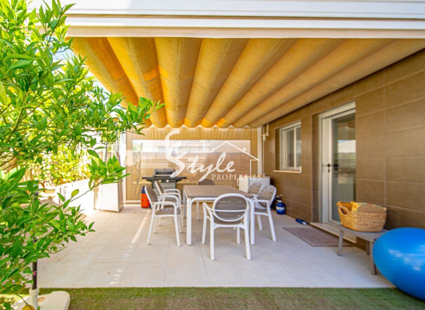 Resale - Villa - Orihuela Costa  - Lomas de Cabo Roig