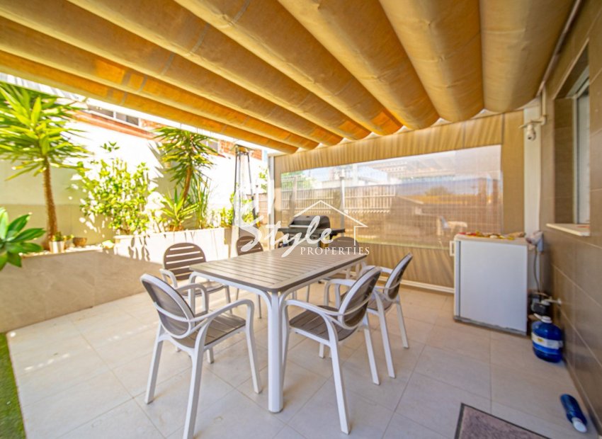 Resale - Villa - Orihuela Costa  - Lomas de Cabo Roig