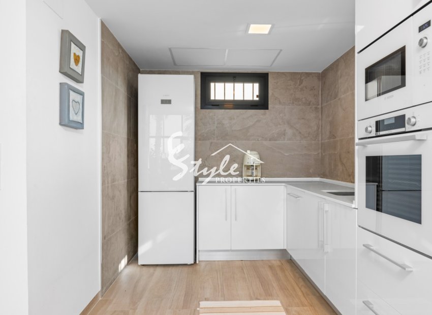 Resale - Villa - Orihuela Costa  - Lomas de Cabo Roig