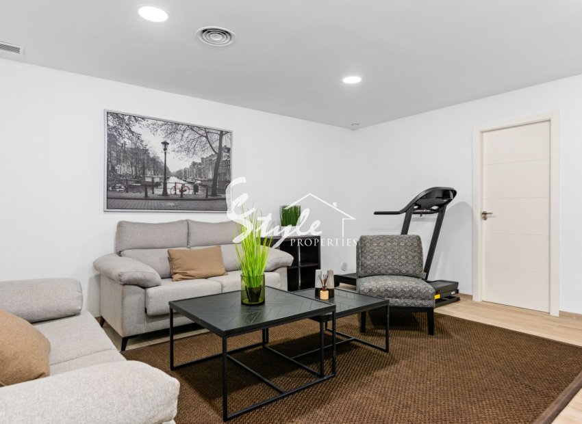 Resale - Villa - Orihuela Costa  - Lomas de Cabo Roig