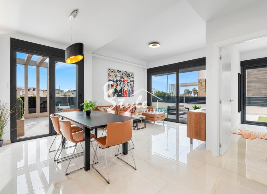 Resale - Villa - Orihuela Costa  - Lomas de Cabo Roig