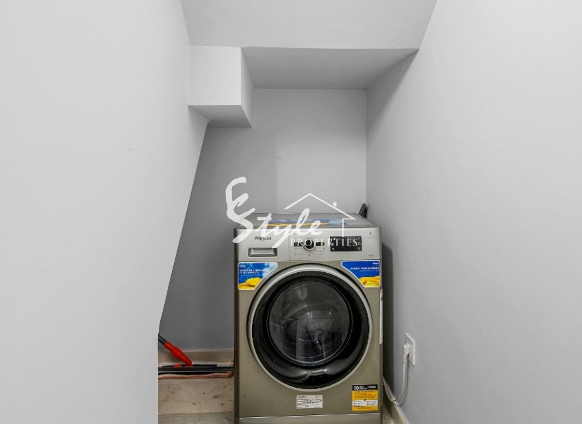 Resale - Villa - Orihuela Costa  - Lomas de Cabo Roig