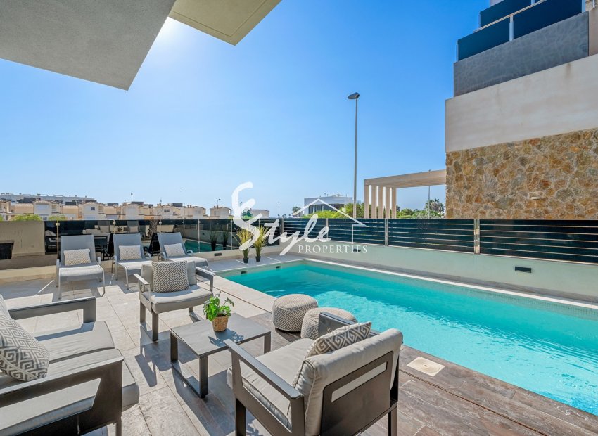 Resale - Villa - Orihuela Costa  - Lomas de Cabo Roig